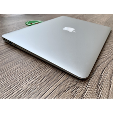 Apple MacBook Air 13 128GB (MMGF2 - 2015) Silver Хорошее Б/У